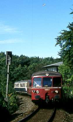 515 615-1 auf Y-Schwellen am Stellwerk Abzweig Anger im Angertal (18.9.93)