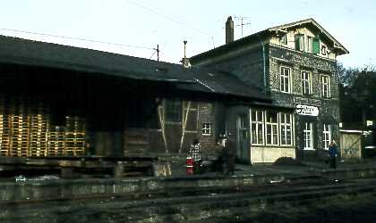 Der Bahnhof von Solingen Gräfrath am 10. März 1973