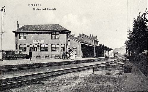Het station Boxtel met seinhuis omstreeks 1910